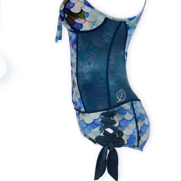 Blue and White One Piece Swimsuit - Picture 8 of 8